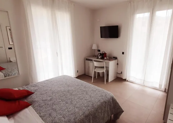 Πανσιόν La Fonte 4*