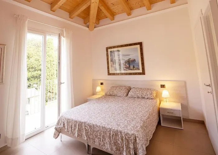 La Fonte Πανσιόν 4*